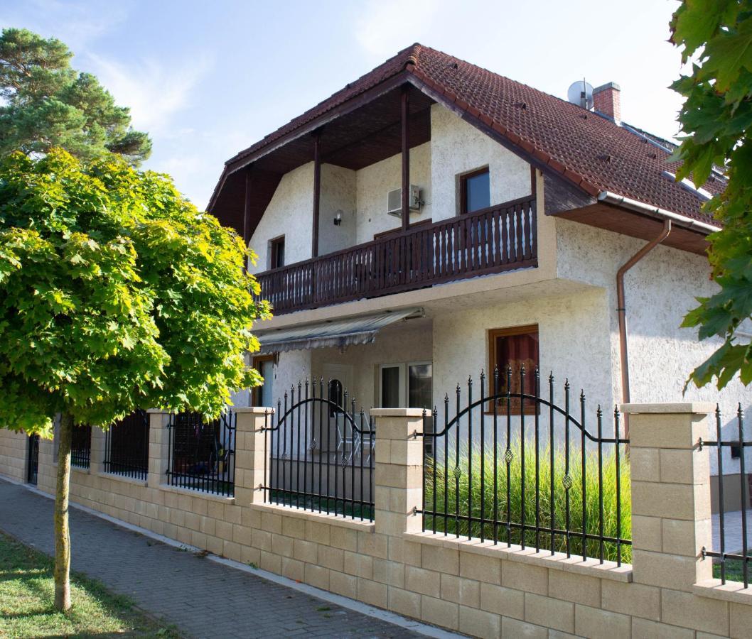 Zsolnay Apartman Siófok Extérieur photo